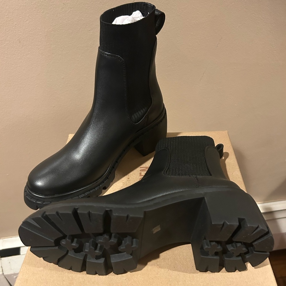 NIB Steve Madden Sz 9 Black “Zappa” Boots